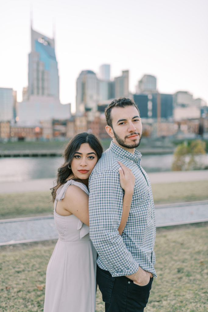 cumberland-park-formal-engagement-session-in-downtown-nashville