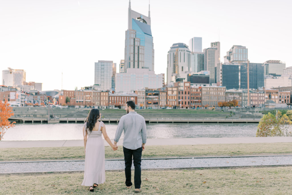 engagement-session-in-front-of-downtown-nashville-skyline